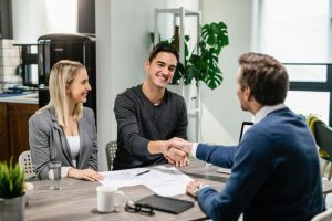 افتتاح حساب بانکی و امور مالی در عمان
